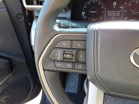 Used 2025 Toyota Tacoma TRD Off-Road AWD/4WD image 20