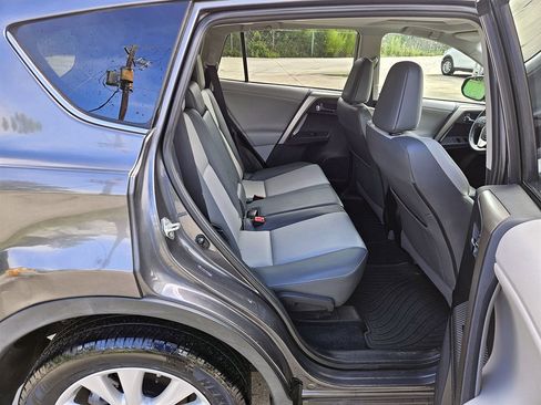 Used 2013 Toyota RAV4 Limited image 9