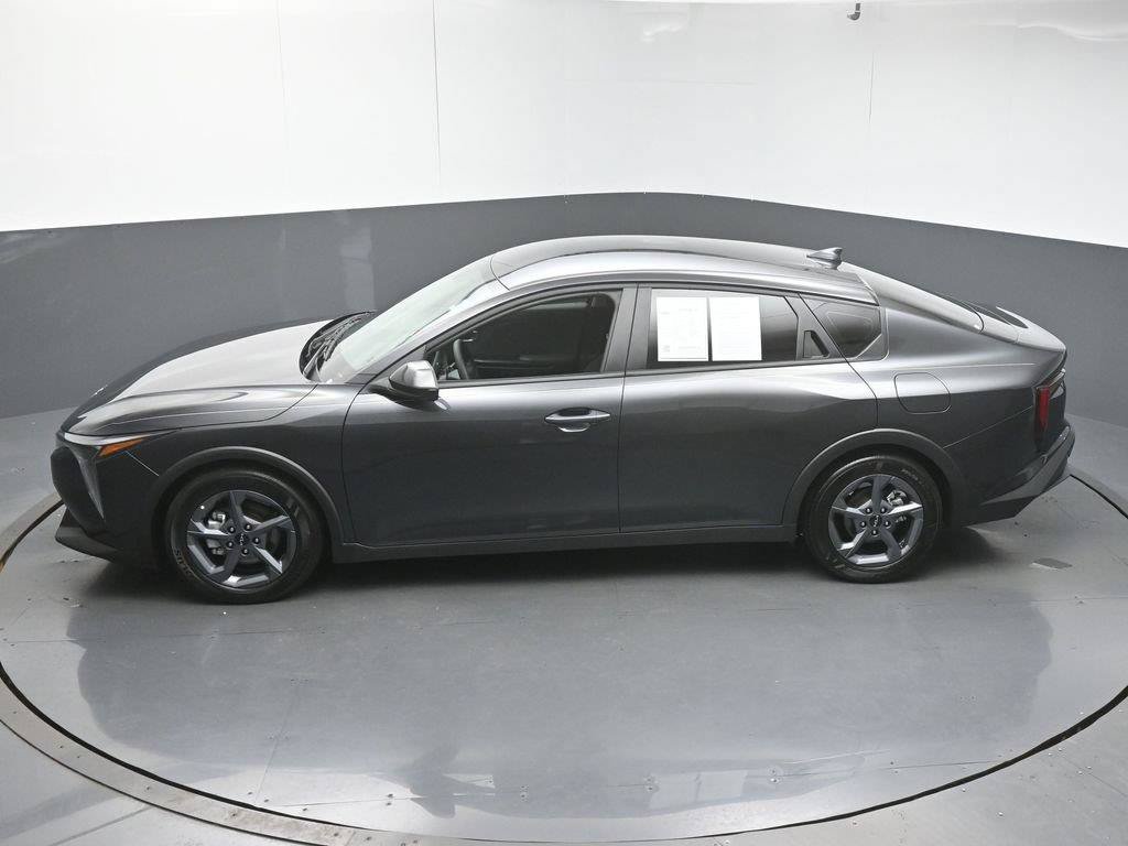Used 2025 Kia K4 FWD image 42