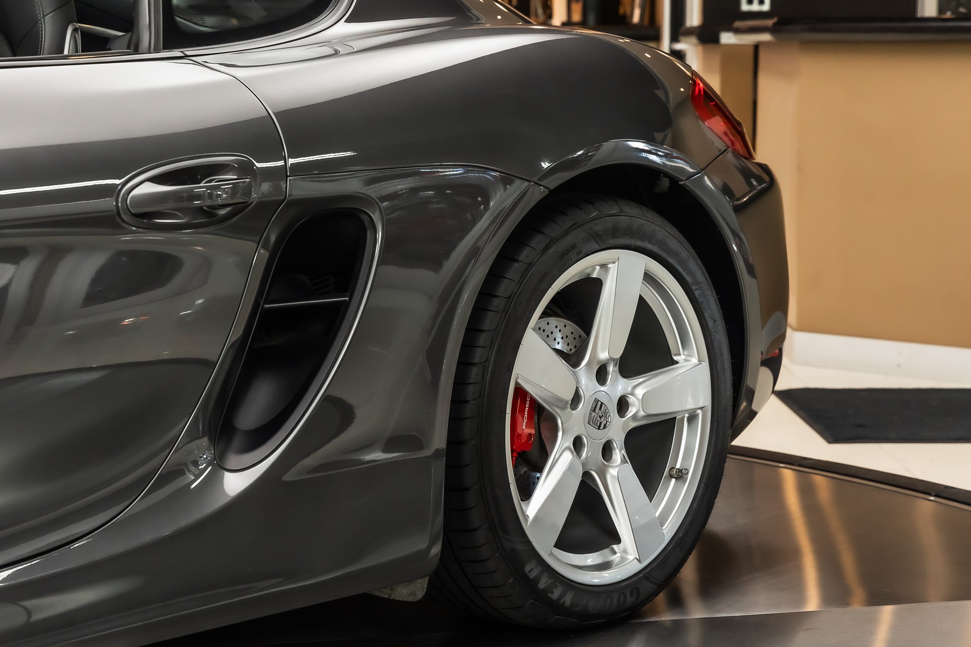 Used 2014 Porsche Cayman S RWD image 29