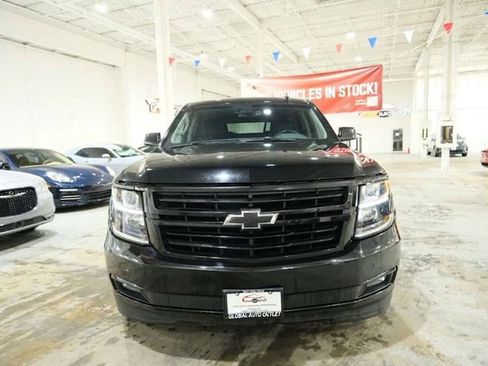 Used 2019 Chevrolet Suburban Premier AWD/4WD image 3