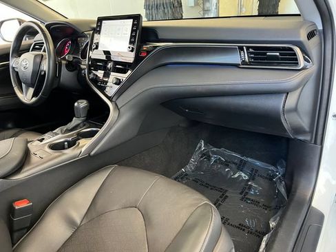 Used 2022 Toyota Camry XSE FWD image 48