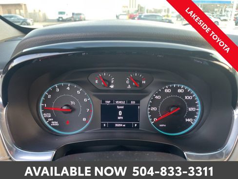 Used 2023 Chevrolet Traverse LS w/ Safety Package image 32