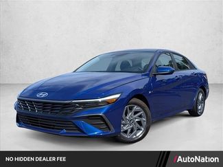 Used 2024 Hyundai Elantra SEL FWD video 1