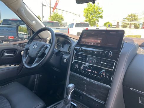 Used 2023 Nissan Armada Platinum w/ Captain's Chairs Package AWD/4WD image 18