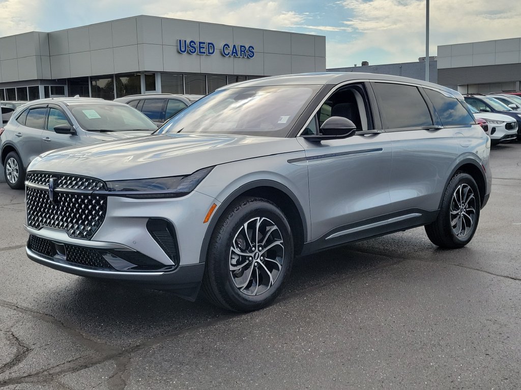 Certified 2025 Lincoln Nautilus Premier w/ Equipment Group 102A AWD/4WD image 8