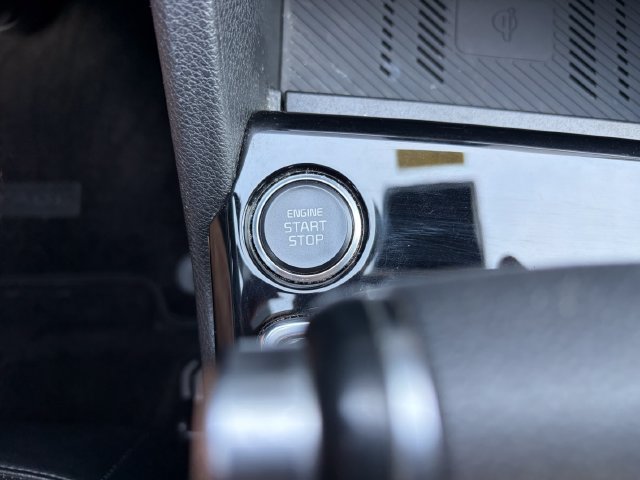 Certified 2024 Kia Sportage EX FWD image 27