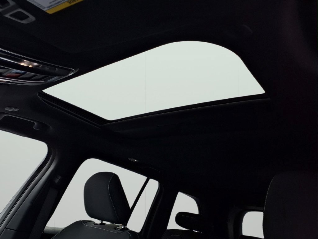 New 2026 Jeep Grand Cherokee Laredo X RWD image 12