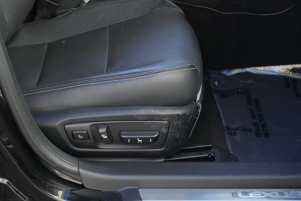 Used 2020 Lexus GS 350 AWD w/ Premium Package image 32