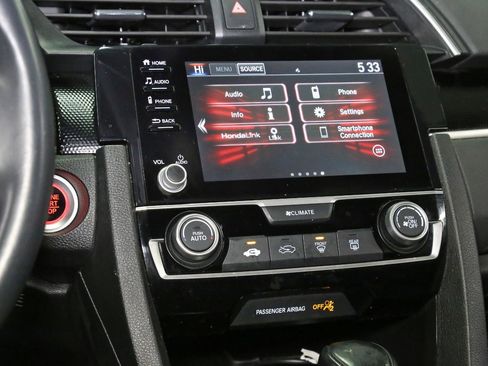 Used 2020 Honda Civic Sport image 6