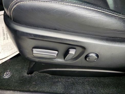 Used 2018 Toyota Sienna SE Premium image 12