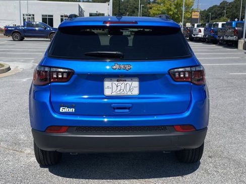 New 2025 Jeep Compass Latitude w/ Sun & Sound Group image 5