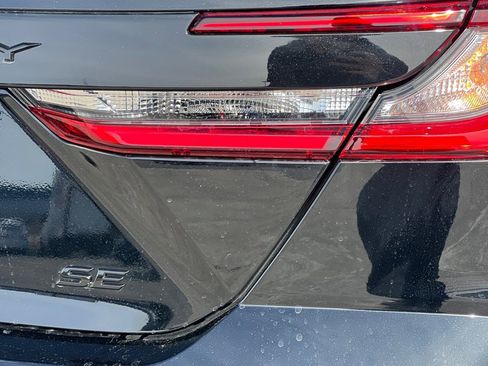 New 2026 Toyota Camry Hybrid w/ Multimedia Upgrade Package image 20