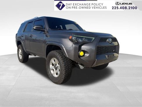 Used 2015 Toyota 4Runner SR5 Premium image 1