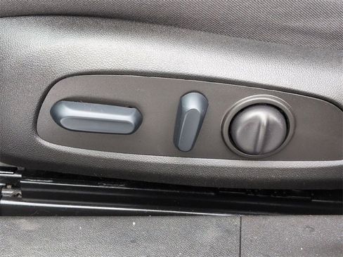 Used 2024 Chevrolet Malibu LT image 13