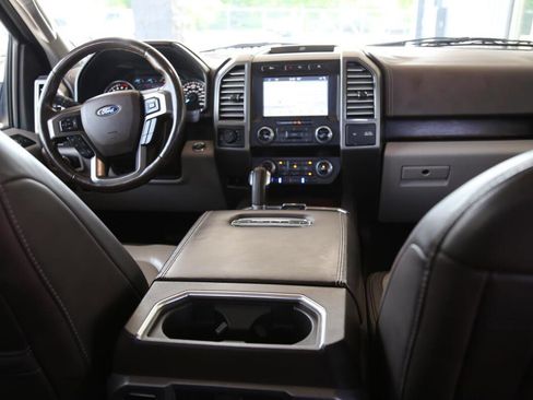 Used 2019 Ford F150 Limited image 31