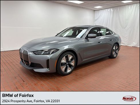 Used 2026 BMW i4 xDrive40i w/ Premium Package AWD/4WD image 1