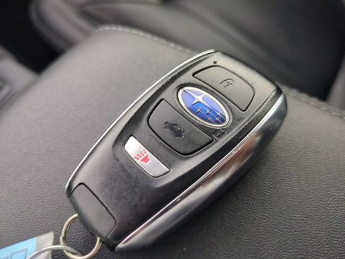 Used 2022 Subaru Forester Limited AWD/4WD image 40