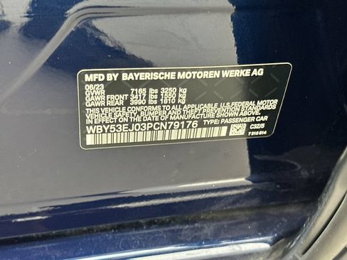 Used 2023 BMW i7 xDrive60 AWD/4WD image 34