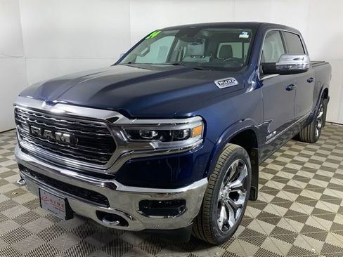 Used 2024 RAM 1500 Limited AWD/4WD image 2