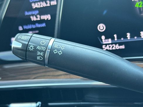 Certified 2024 Cadillac Escalade Sport Platinum image 36