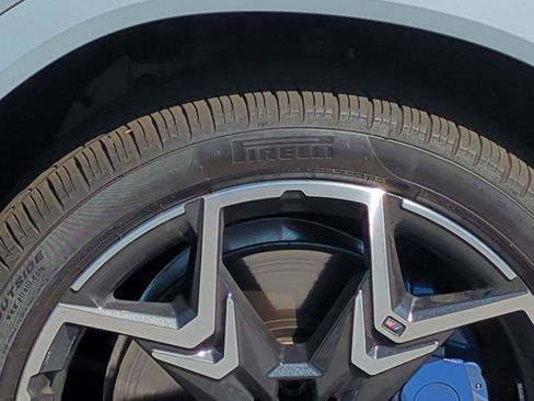 Used 2025 BMW X2 M35i image 12