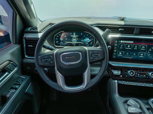 Used 2025 GMC Sierra 2500 Denali w/ Denali Reserve Package AWD/4WD image 72