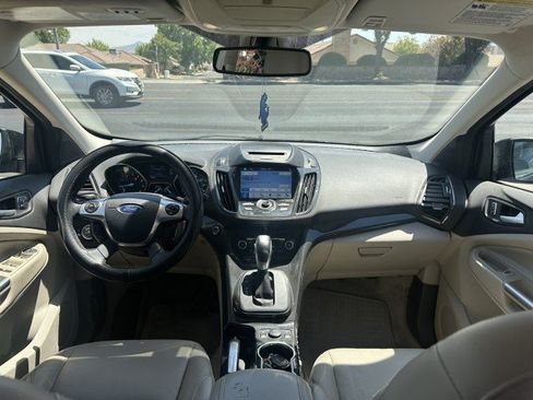 Used 2016 Ford Escape Titanium FWD image 17