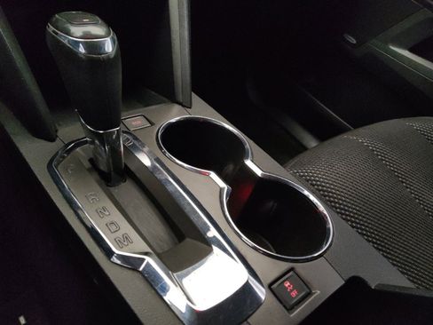 Used 2017 GMC Terrain SLE w/ Technology Package image 26