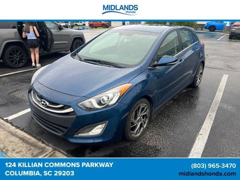 Used 2014 Hyundai Elantra GT w/ Option Group 02 FWD image 3