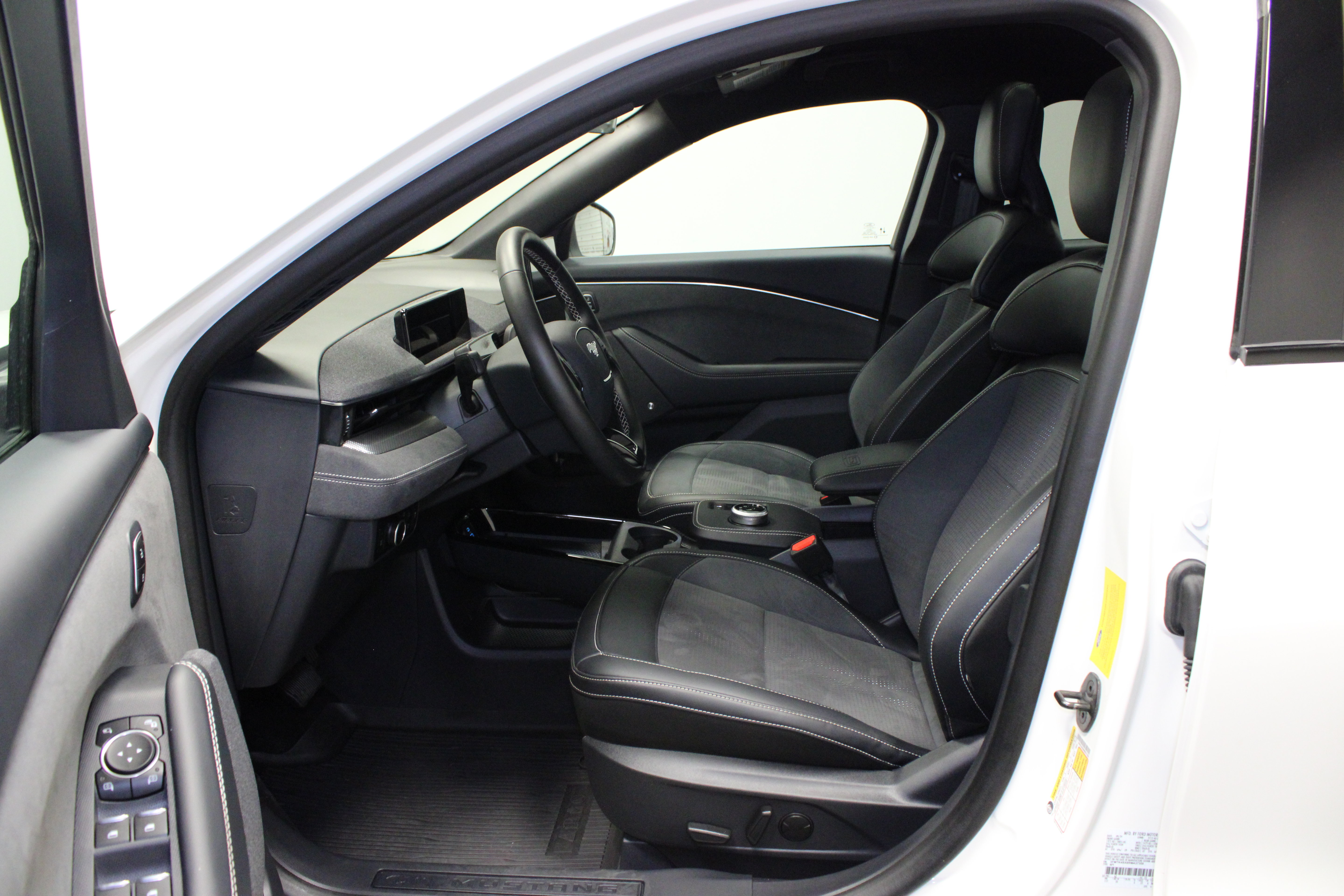 Used 2024 Ford Mustang Mach-E GT AWD/4WD image 18
