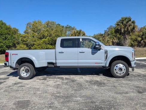 New 2026 Ford F450 Platinum w/ Platinum Plus Package image 4