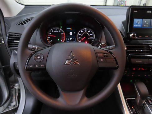 New 2025 Mitsubishi Eclipse Cross LE image 14