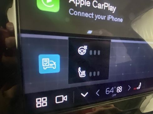 Used 2023 Volvo XC60 B5 Core w/ Climate Package image 25