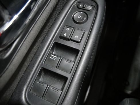 Used 2022 Honda HR-V Sport image 12