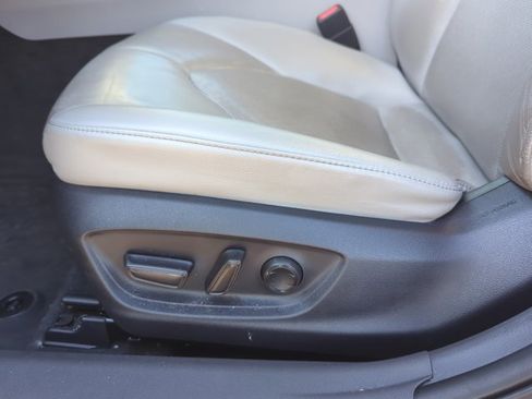 Certified 2022 Toyota Camry XLE FWD image 10