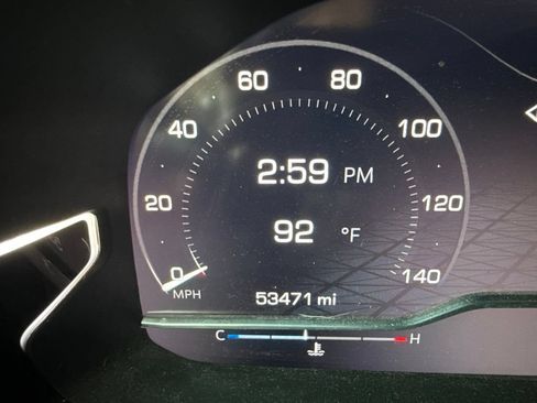 Used 2023 GMC Yukon Denali Ultimate AWD/4WD image 9