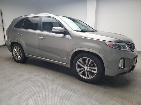 Used 2015 Kia Sorento SX image 11