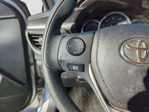 Used 2014 Toyota Corolla L image 14