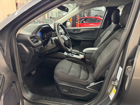 Used 2024 Ford Escape Active AWD/4WD image 14