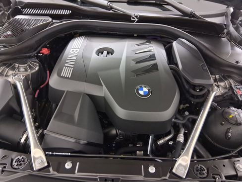 New 2026 BMW 530i w/ Premium Package RWD image 32