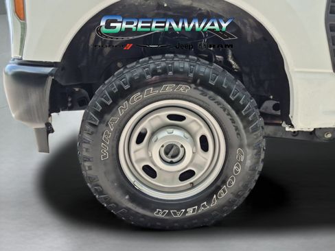 Used 2024 Ford F250 XL w/ XL Off-Road Package AWD/4WD image 31