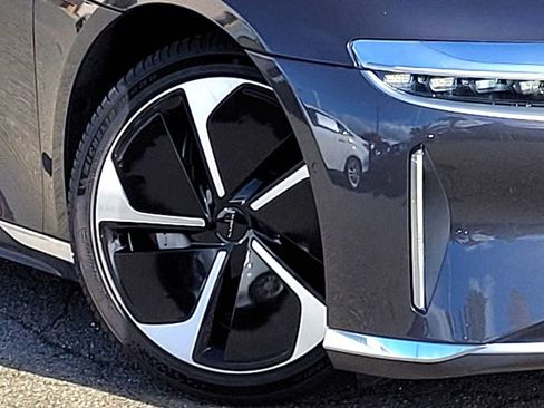 Used 2023 Lucid Air Grand Touring image 16