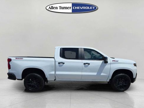 Used 2021 Chevrolet Silverado 1500 LT Trail Boss w/ Bed Protection Package AWD/4WD image 3
