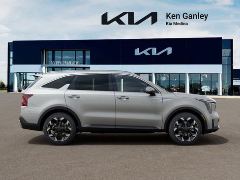 New 2026 Kia Sorento EX FWD image 7