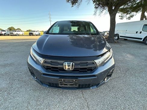 Used 2025 Honda Odyssey EX-L image 2