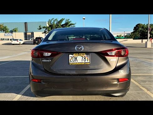 Used 2015 MAZDA MAZDA3 i SV FWD image 6