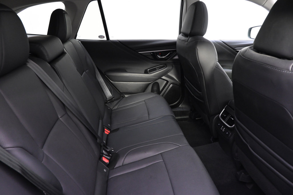 Used 2024 Subaru Outback Limited AWD/4WD image 17