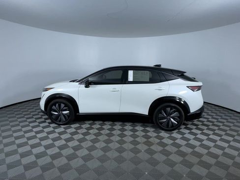 Certified 2023 Nissan Ariya AWD/4WD image 5