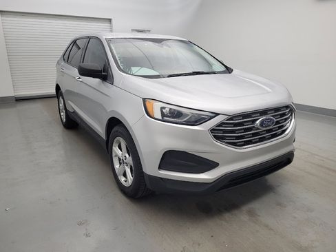 Used 2019 Ford Edge SE FWD image 13
